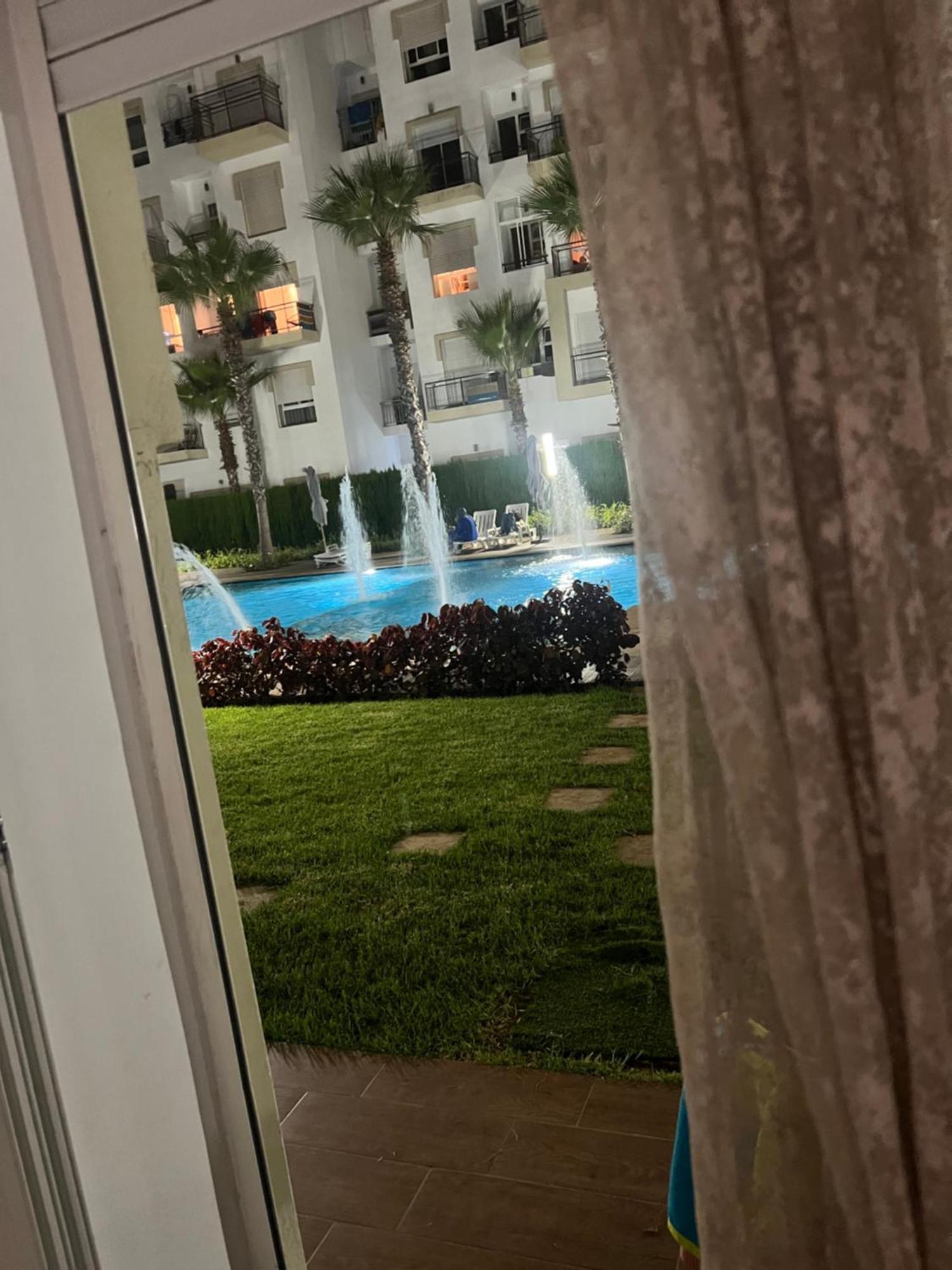 Appartement Apparemment De Luxe Vue Piscine